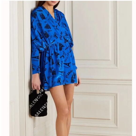 BALENCIAGA Paris print velvet Wrap-Effect Stretch-Velvet Playsuit Romper Size 36 - Picture 4 of 16